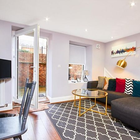 Newcastle Treasure - Sleeps 4 - Lower Ground Floor Exterior foto